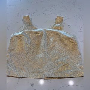 Made for Impulse crop tank with back button closure. Size M